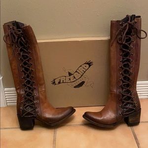 Beautiful women’s Freebird by Steven boots size 6